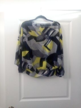 Women's Abstract Print Blouson Top in Yellow and Black Size Medium By Alfani